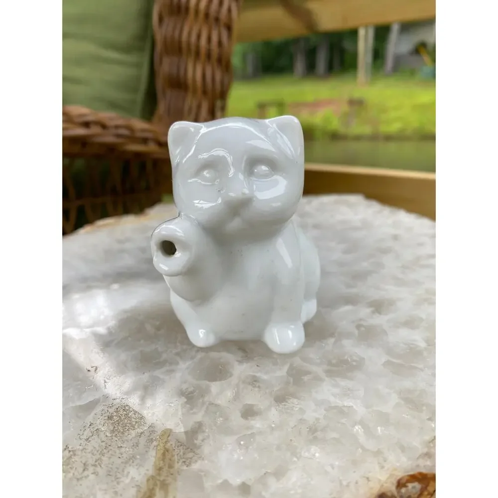 Glossy White Porcelain‎ Kitten Pitcher 2-3/4